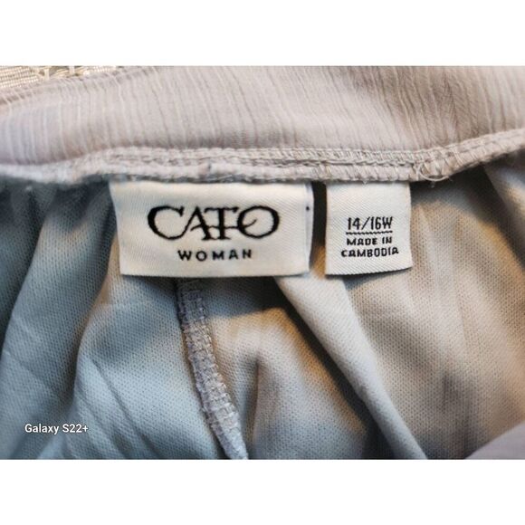 f2 Cato Woman's green pattern blouse - Picture 10 of 12